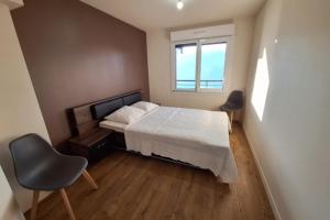 3-rooms apartment in front of snow