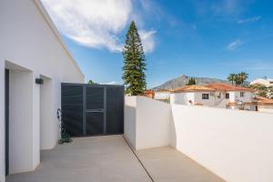 Golden Mile Villa 4 Ensuite BR Private pool