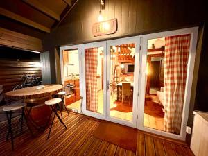 Cozy wellness chalet and private garden with sauna and outdoor bath between Amsterdam Haarlem and Schiphol Airport