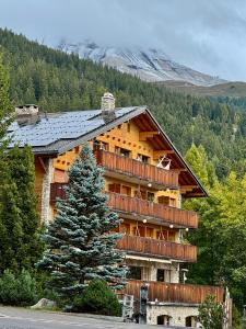 Colorado Riders Chalet