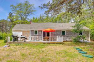 Bike to Cape Cod Sights: Home w Backyard Oasis