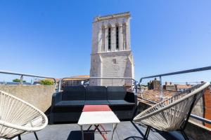 Sur les toits du Vieux Port avec terrasse