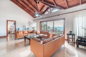 Amazing villa with private pool and ocean view at Samana