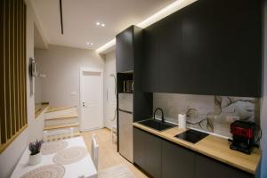 Triple Nest Korce