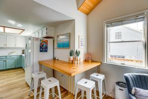 Pool Fun, Beach Days, Dune Hikes! Updated OBX Home