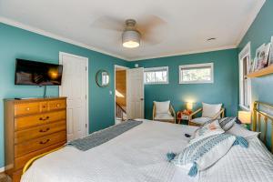 Pool Fun, Beach Days, Dune Hikes! Updated OBX Home