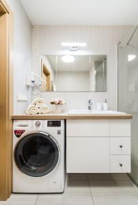 64LT Riverside Apartment near Nord Clinic & Žalgirio Arena