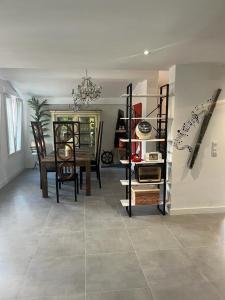 Chalet con Piscina en Gandía