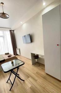 Guru Residence Near Beach