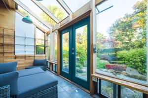 Crown Garden House