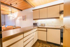 Ferienwohnpark Immenstaad am Bodensee Zwei-Zimmer-Apartment 53 23