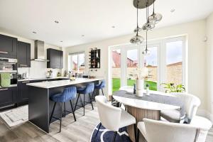 Bicester Rachi Villa- 3 bedroom luxurious house close to Bicester Village & The Cotswolds
