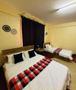 Cozy Homestay Triple Room Iris Safari B&B
