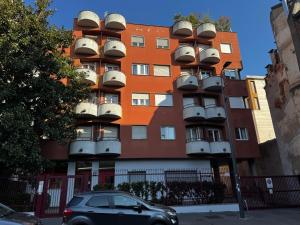 Moderno Monolocale con Balcone e Parcheggio 207