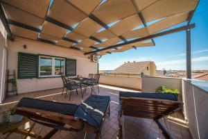 Family Petrov Apartments - Top Floor Penthouse with Large Terrace