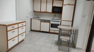 Super flat with panoramic views