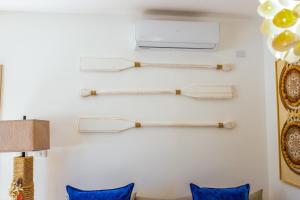 Private Jacuzzi & Garden | BBQ | 3 Mins to Beach
