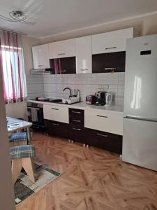 Cazare Apartament