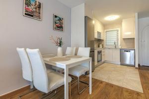 Calm apartment for family vacation