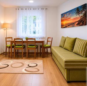 Zaga Bloom Apartment- uz banjski park i Specijalnu bolnicu