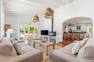 Finca Sa Garriga de Binisafuller by 3Villas