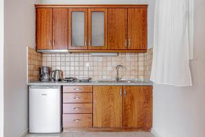 Glyfada Mare - Corfu Seaside holiday apartments