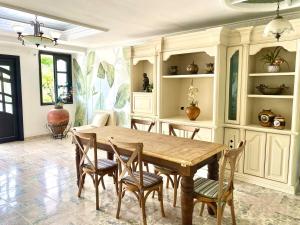Exceptional location near Getsemani with 5 bedrooms