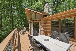 Cedar Ridge Haven Hot Tub Fireplace More