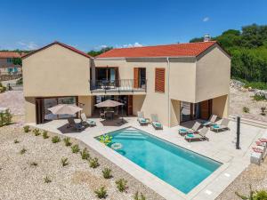 Villa Olive Court Kras