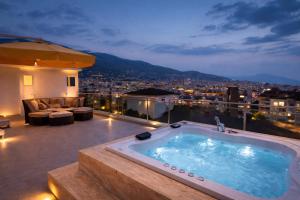 Comfortable Luxury Holiday Home