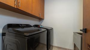 Stunning 3BR 3BA Cortez 601 at Las Palomas