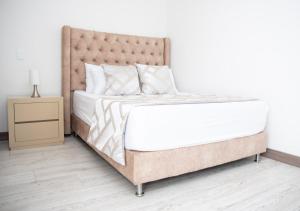 Torre Ginebra luxury laureles