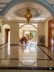 Stunning Villa with Private Pool & Mountain View