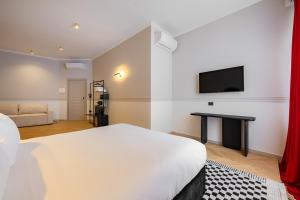 Agnello Suites