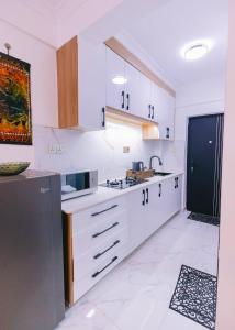 Stylish Studio in Smart Homes Kilimani,Yaya Centre Nairobi,Gym and free parking
