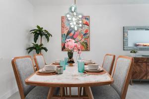 Stunning 1BR Condo wPool & Tennis Court