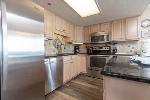Phoenix East 2 - 2065 condo