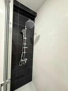 Heart of Batumi 2BR Modern & Stylish 2-6 guests