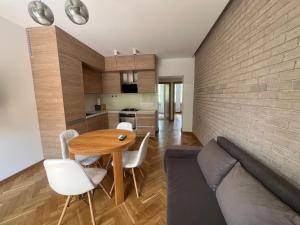 Apartament 3 pokoje, Centrum, Parking