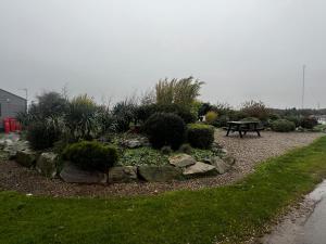 Peaceful static caravan 1 minute from ocean walks Ocean Edge