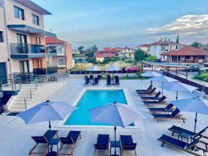 Calma Luxury Suites