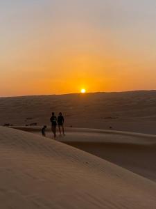 One night desert private