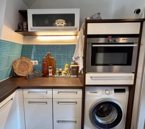 Quiet 2-bdrm flat in central Strasbourg