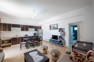 Ledi Apartments
