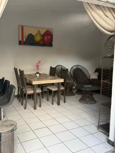 Casa Familiar con Aire Acondicionado y Cochera
