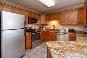 Phoenix East 2 - 2153 condo