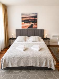BL Yachtclub Lakeview Apartment