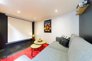 Salle de Cinéma privée au centre ville de Tarbes 4pers