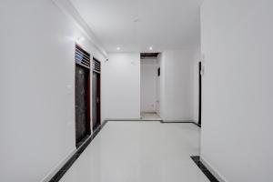 SPOT ON Neel Sarover Residency & Banquet Hall
