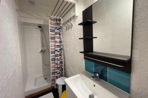 "LA PIOL" apartment in the heart of Hyères